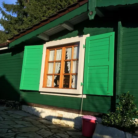 Holiday home Gemuetliches Blockhaus - Hundeparadies Am Wald